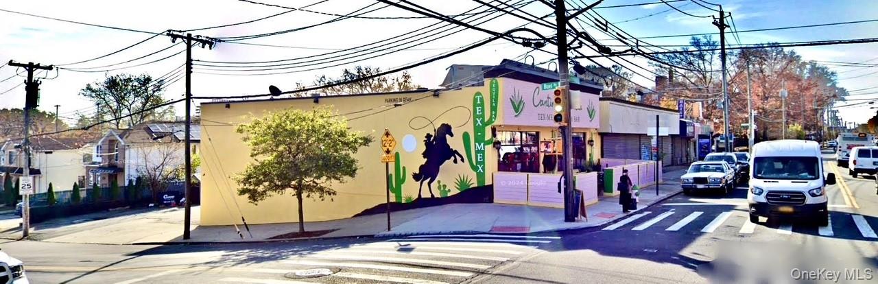 1674-1696 Richmond, Staten Island, NY 10304