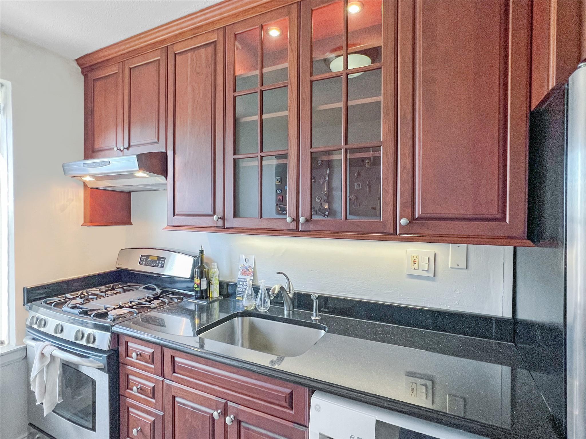 138-25 68 Drive # 3D, Kew Garden Hills, NY 11367