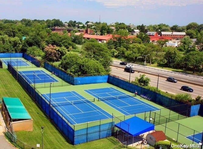 18-15 215th Street # 4H, Bayside, NY 11360