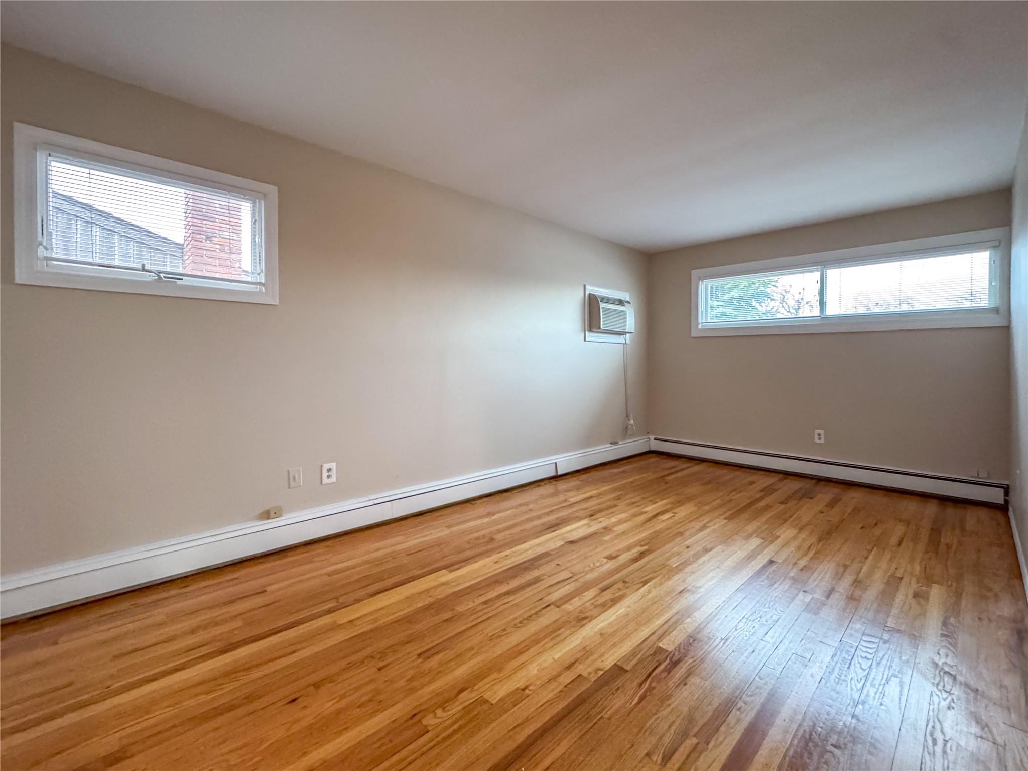 208 Block Lane, Harbor Isle, NY 11558