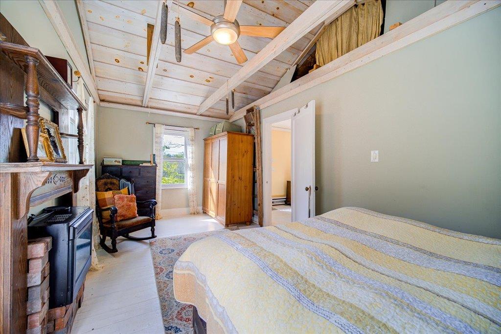 21 Lake Claire Drive, Middletown, NY 10940