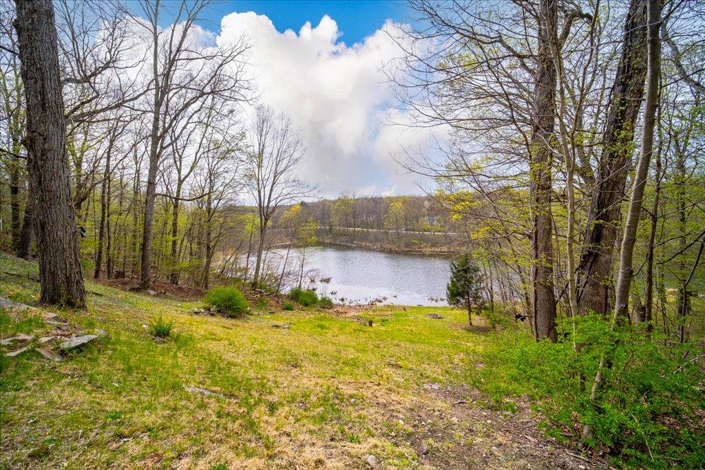 21 Lake Claire Drive, Middletown, NY 10940