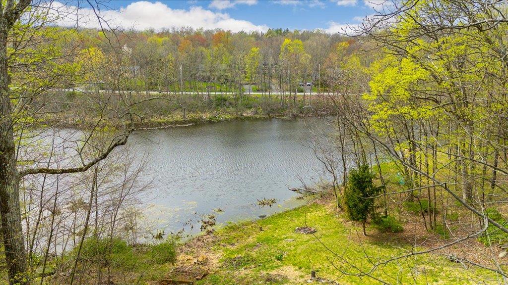 21 Lake Claire Drive, Middletown, NY 10940