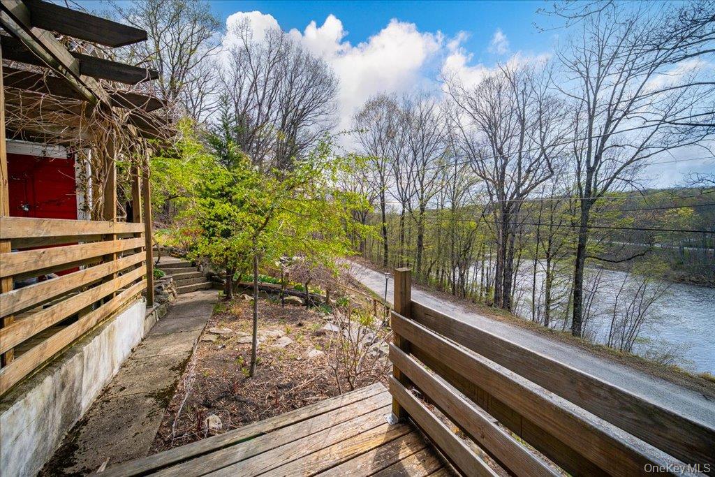 21 Lake Claire Drive, Middletown, NY 10940