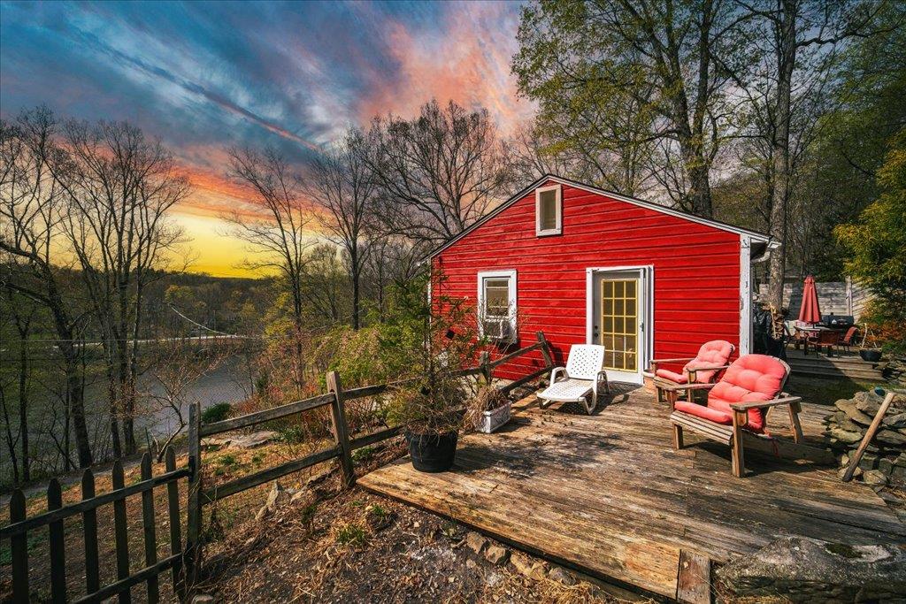 21 Lake Claire Drive, Middletown, NY 10940