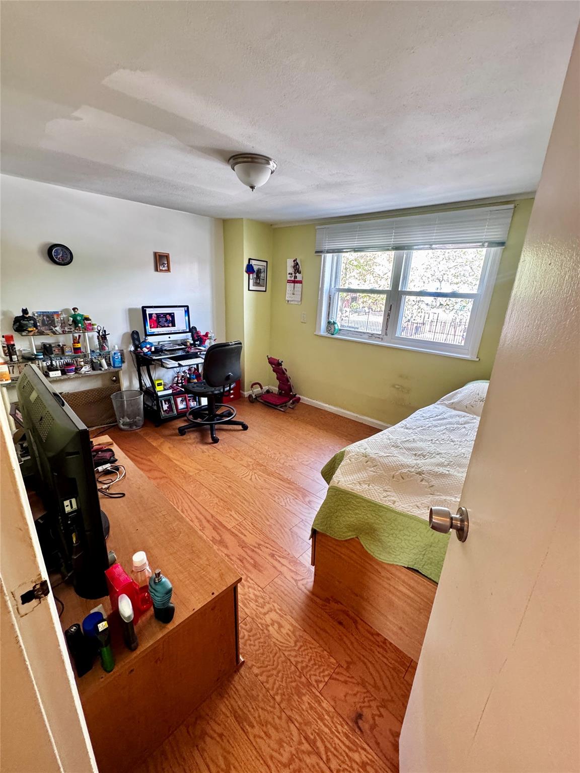 87-17 95th Ave, Ozone Park, NY 11416