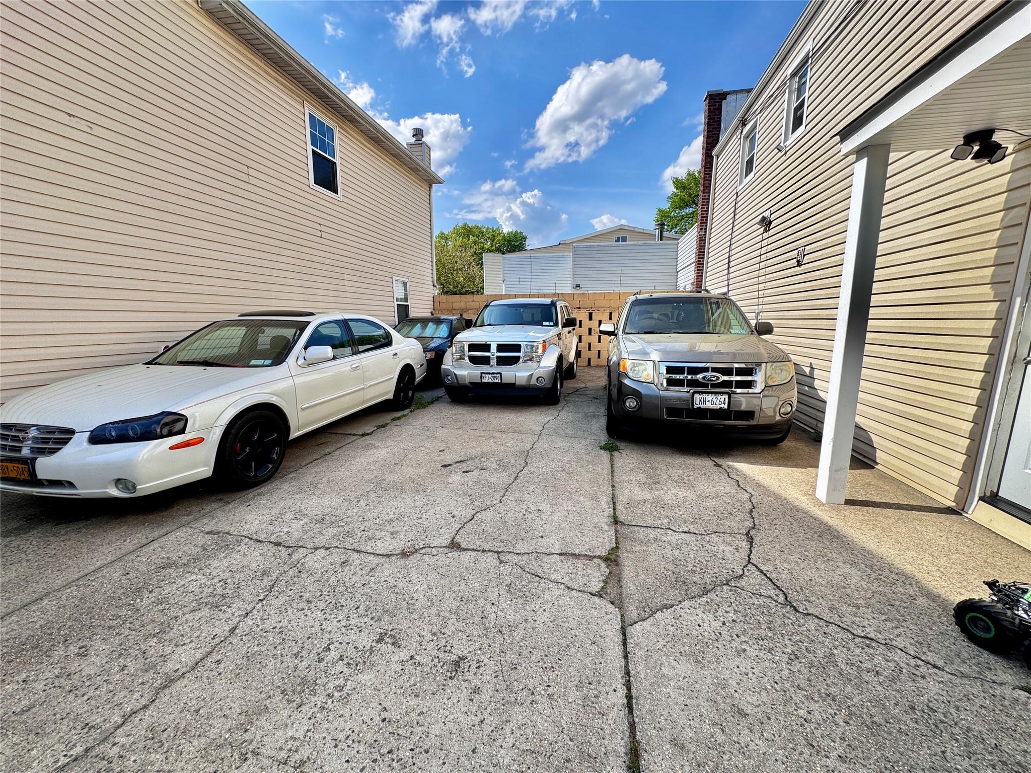 87-17 95th Ave, Ozone Park, NY 11416