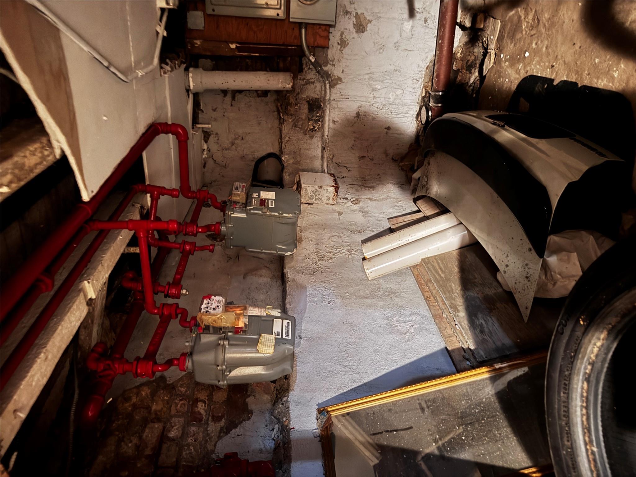 87-17 95th Ave, Ozone Park, NY 11416