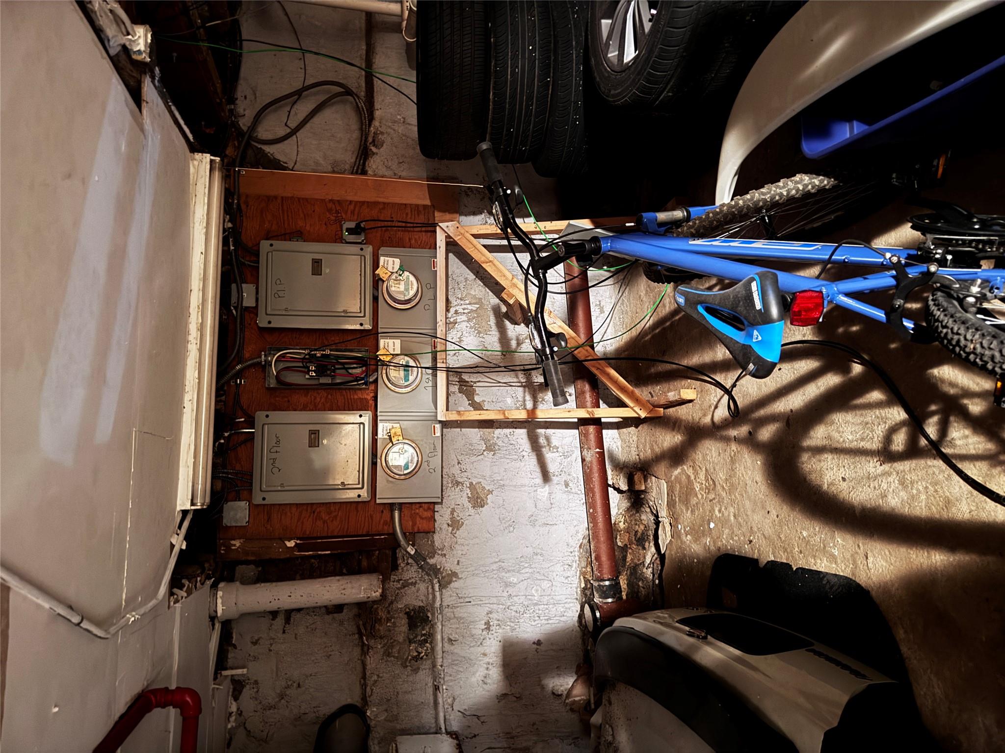 87-17 95th Ave, Ozone Park, NY 11416