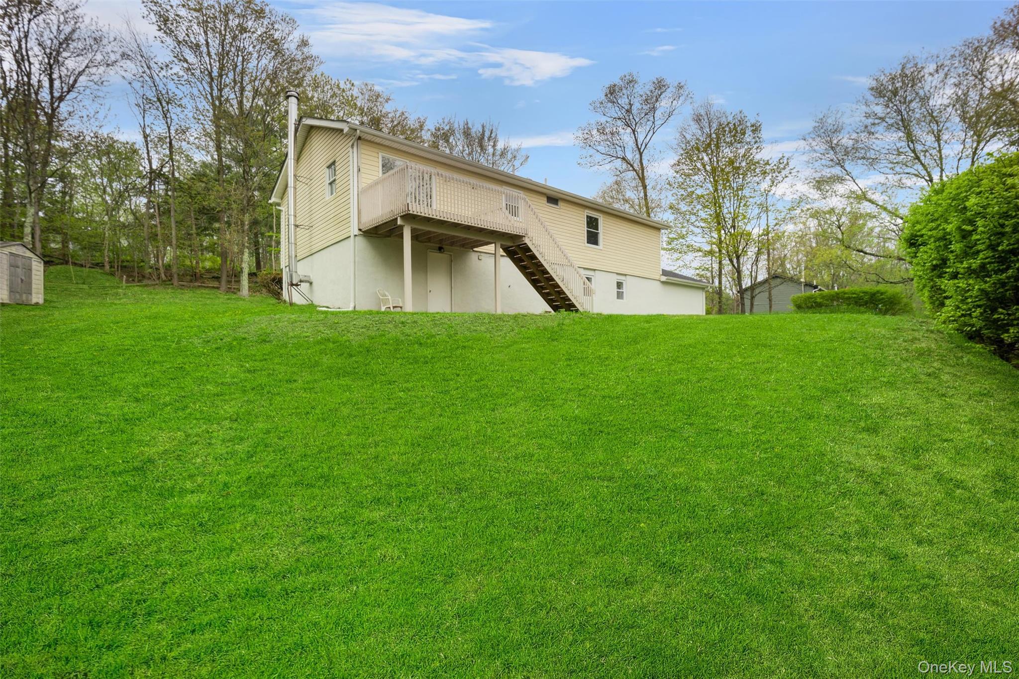 122 Susan Drive, Poughquag, NY 12570