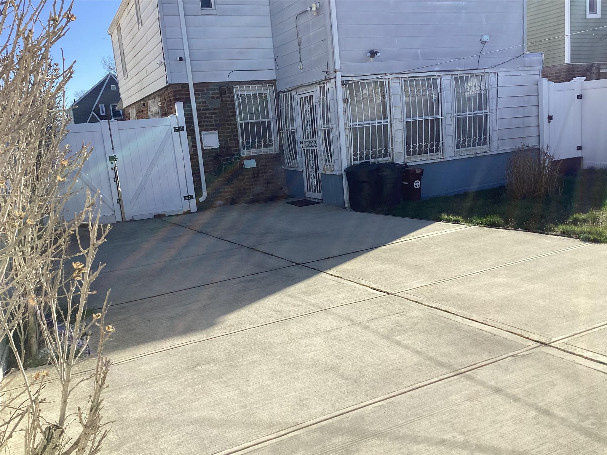 22117 Murdock Avenue, Queens Village, NY 11429