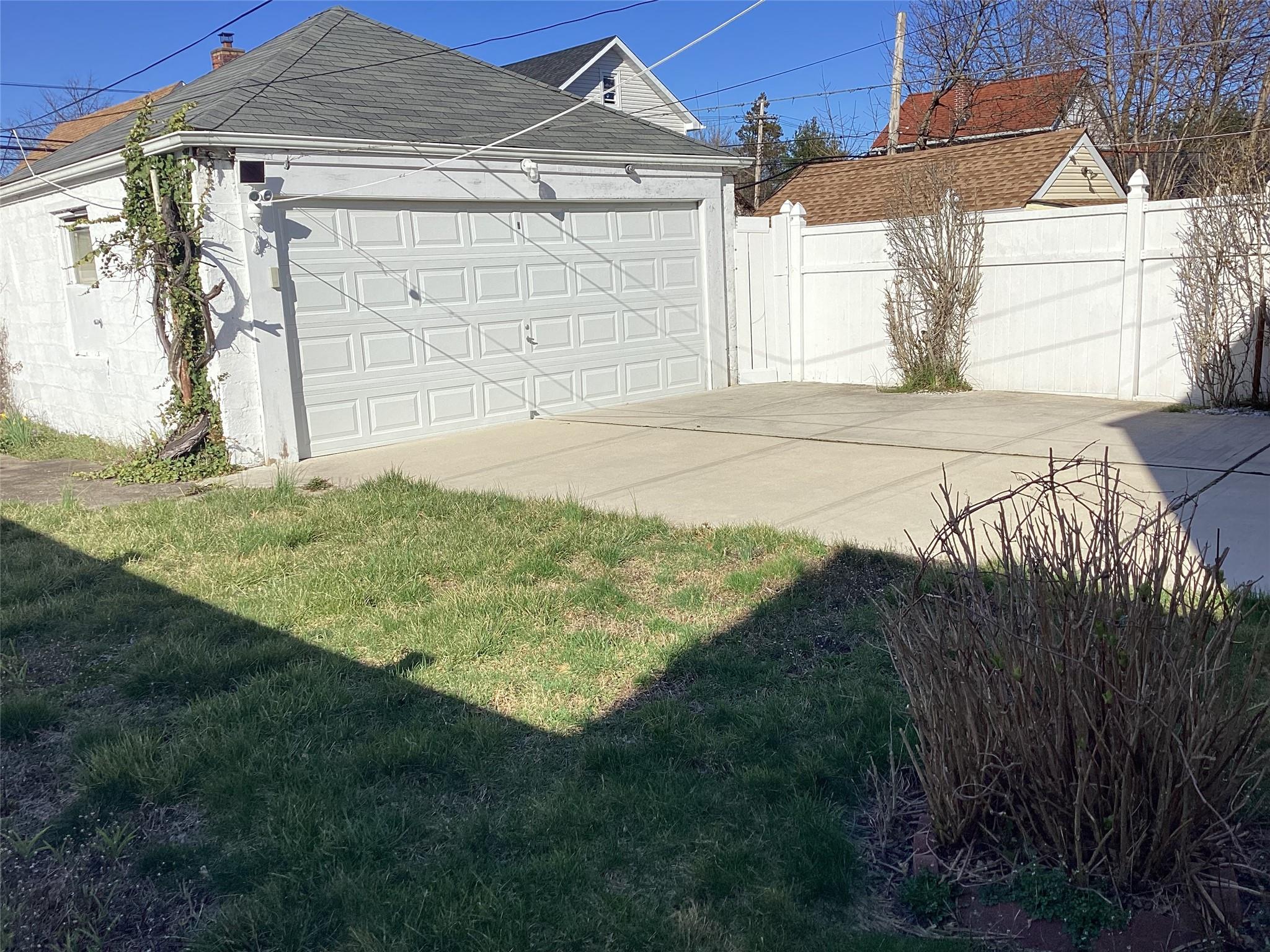 22117 Murdock Avenue, Queens Village, NY 11429