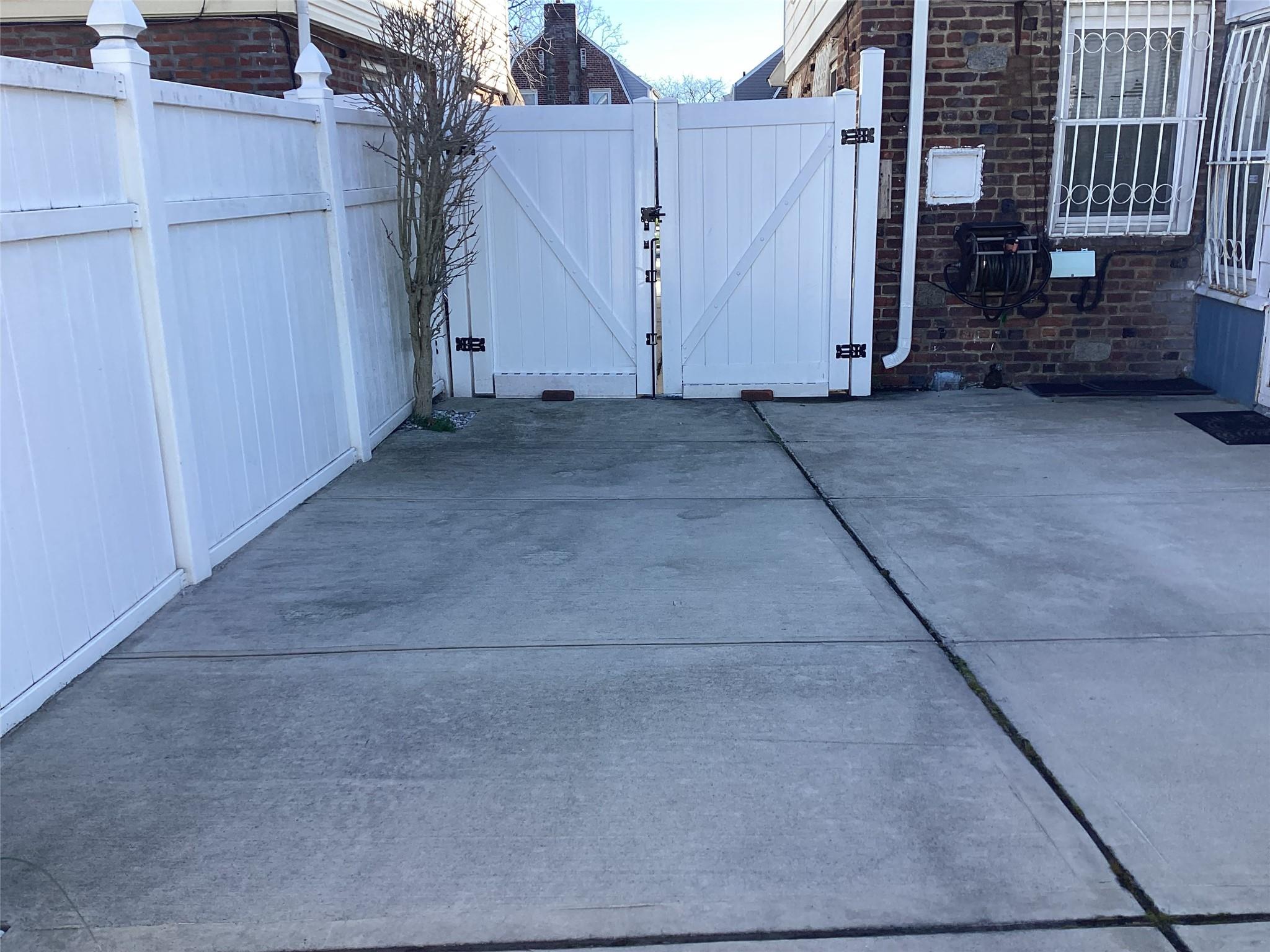 22117 Murdock Avenue, Queens Village, NY 11429