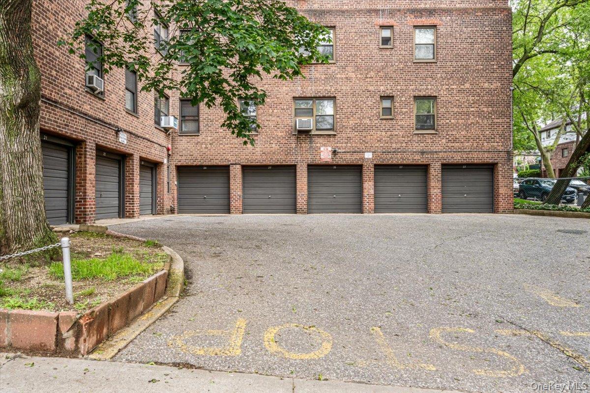 62-15 53rd Avenue # LGD, Maspeth, NY 11378