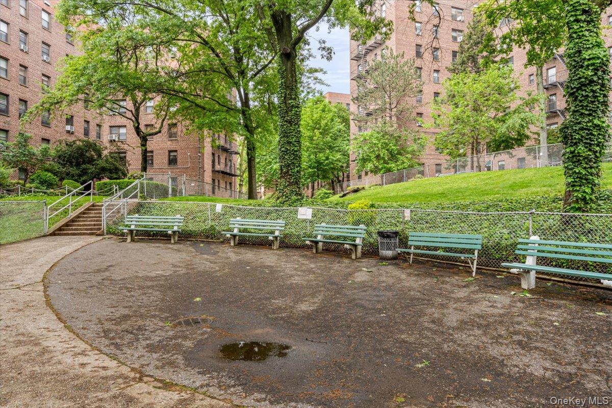 62-15 53rd Avenue # LGD, Maspeth, NY 11378