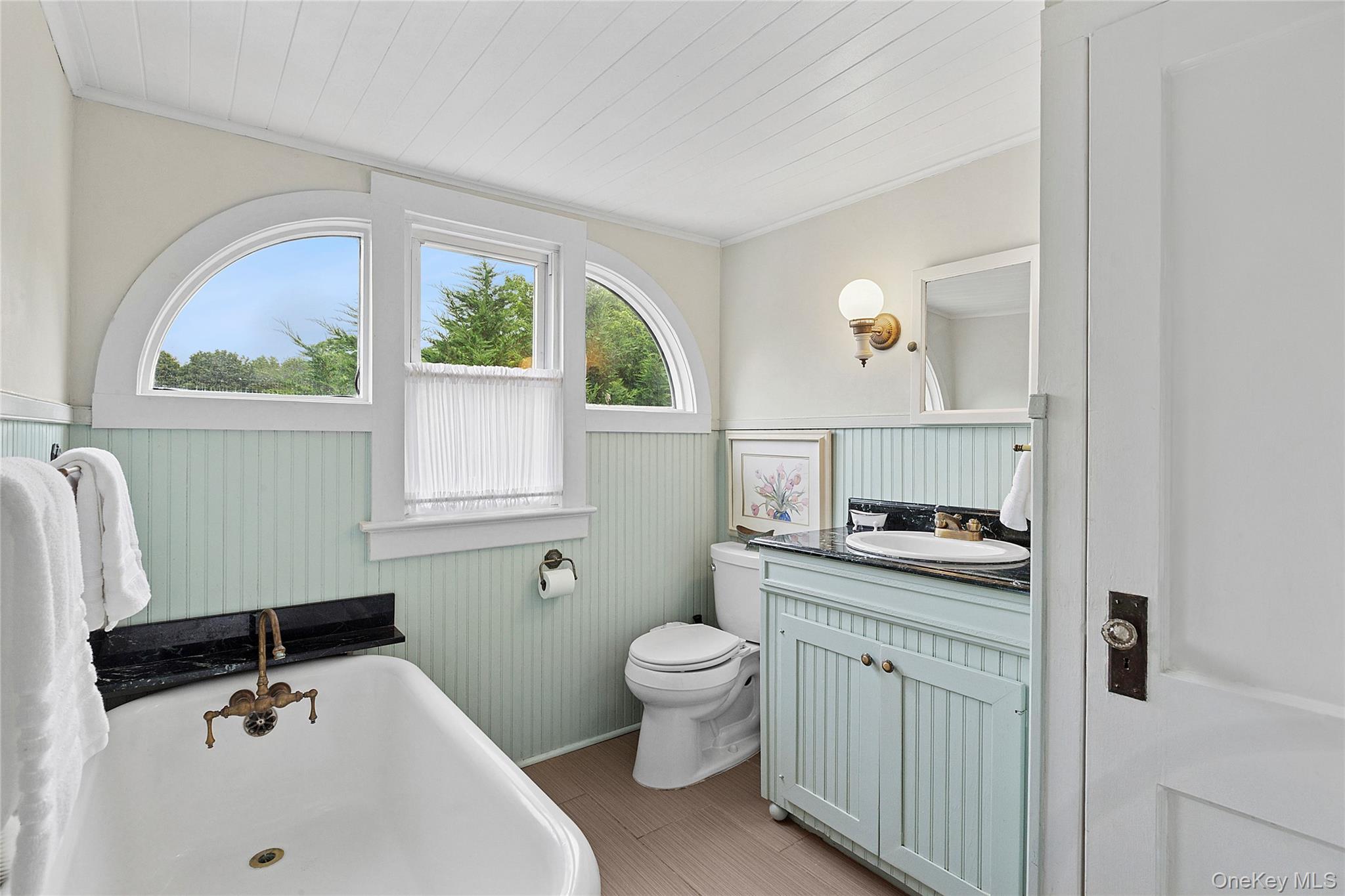 264 Washington Avenue, Jamesport, NY 11947