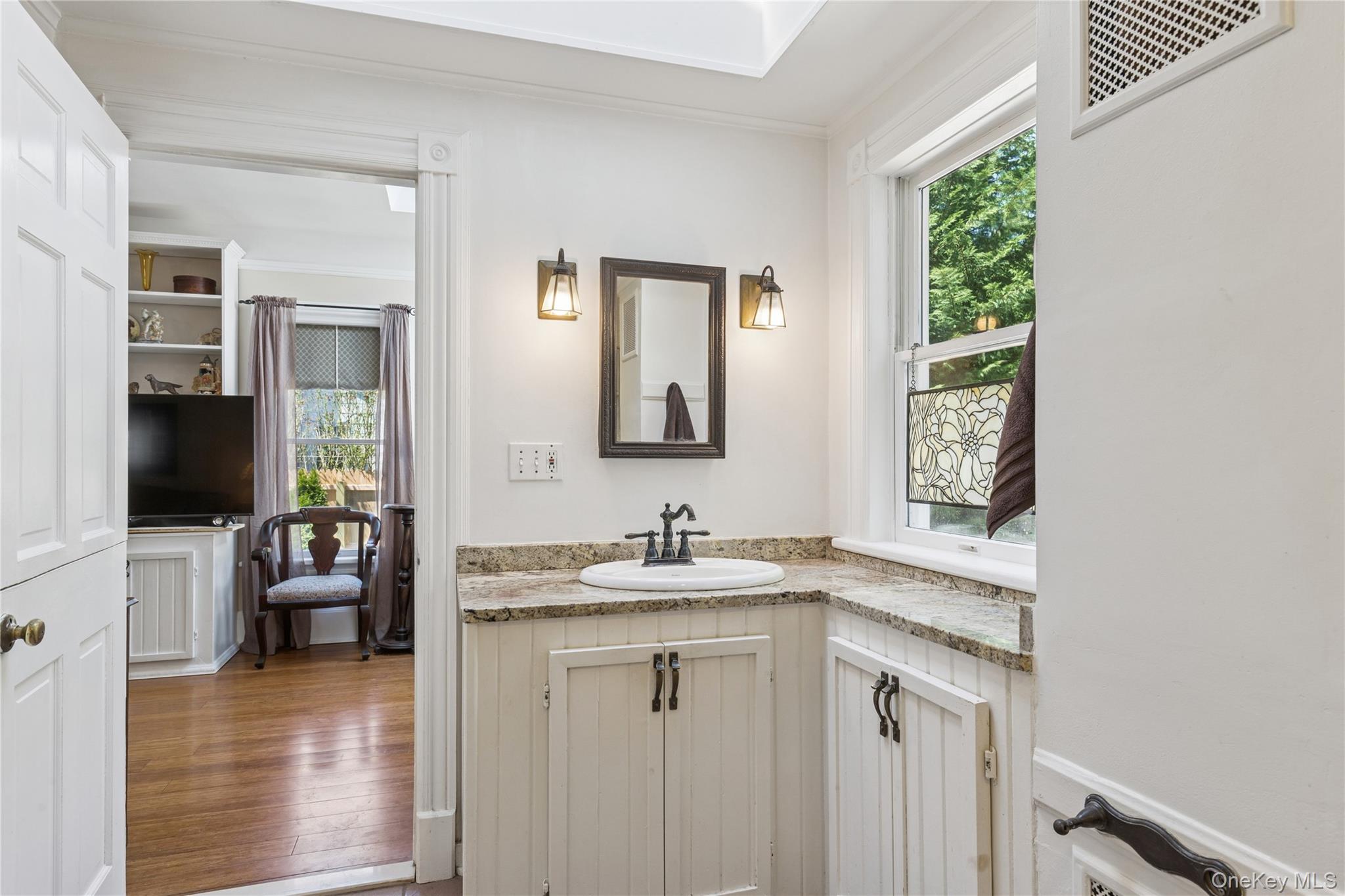 264 Washington Avenue, Jamesport, NY 11947