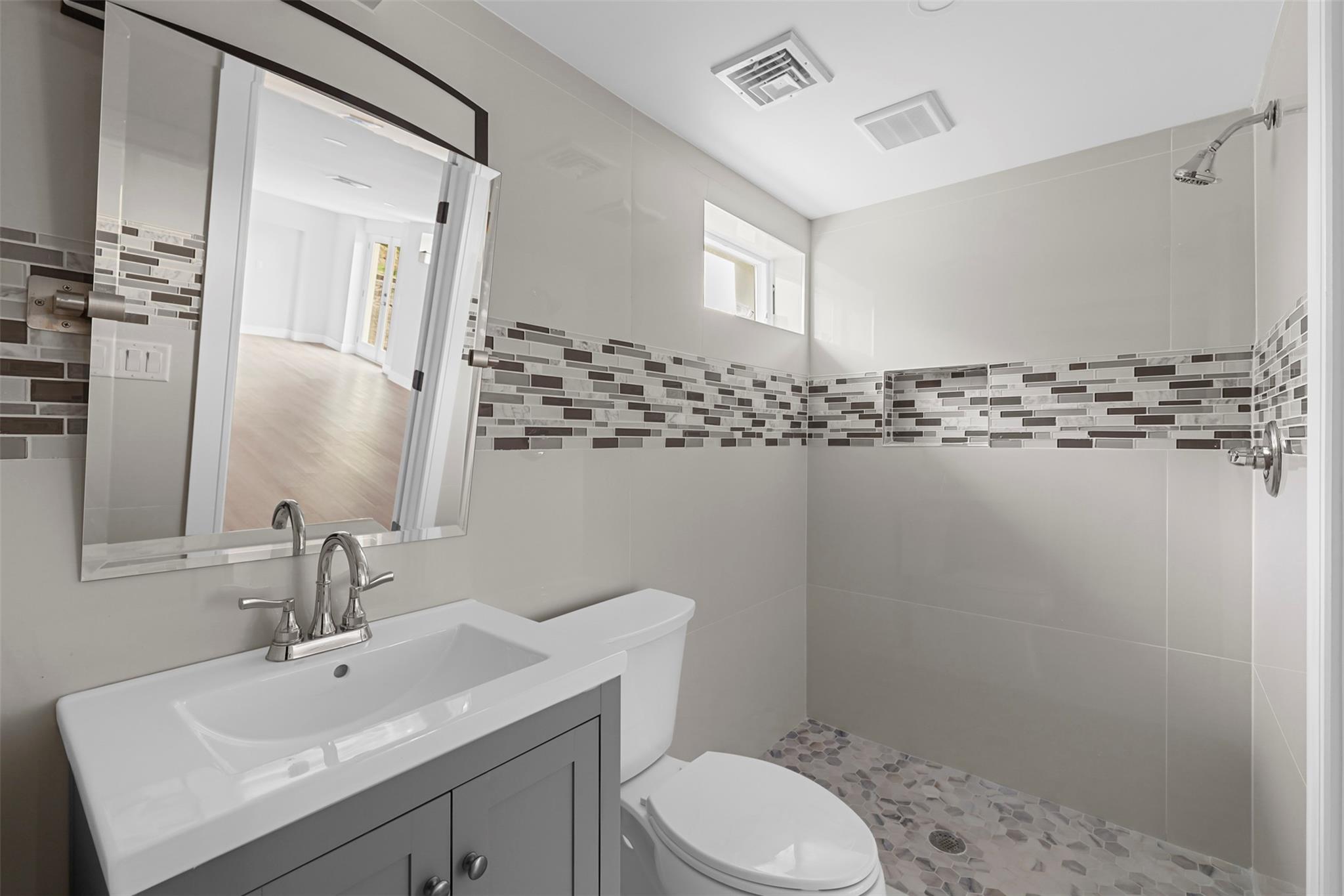 2 Rocky Lane, New Windsor, NY 12553