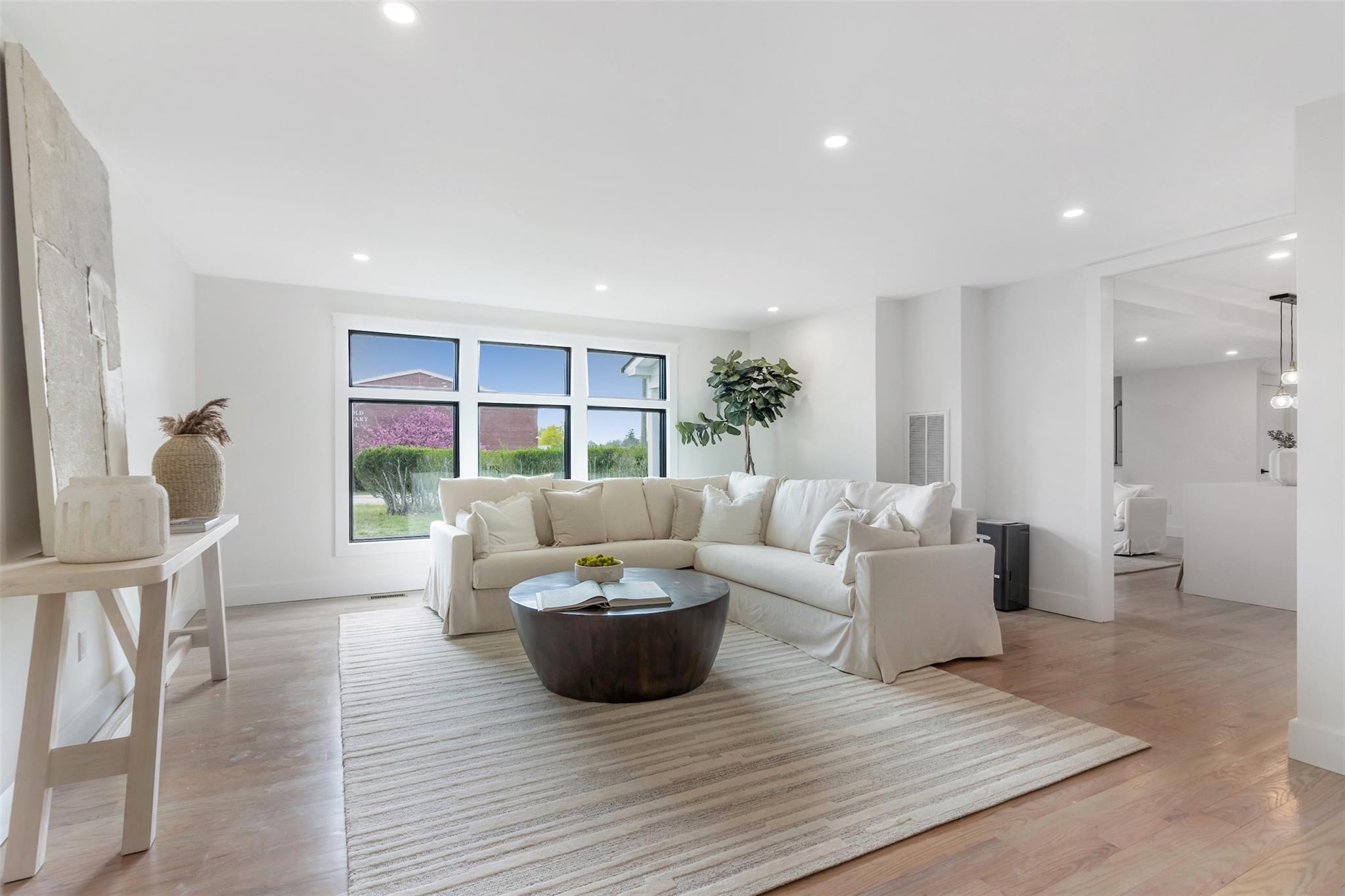 1475 Oaklawn Avenue, Southold, NY 11971