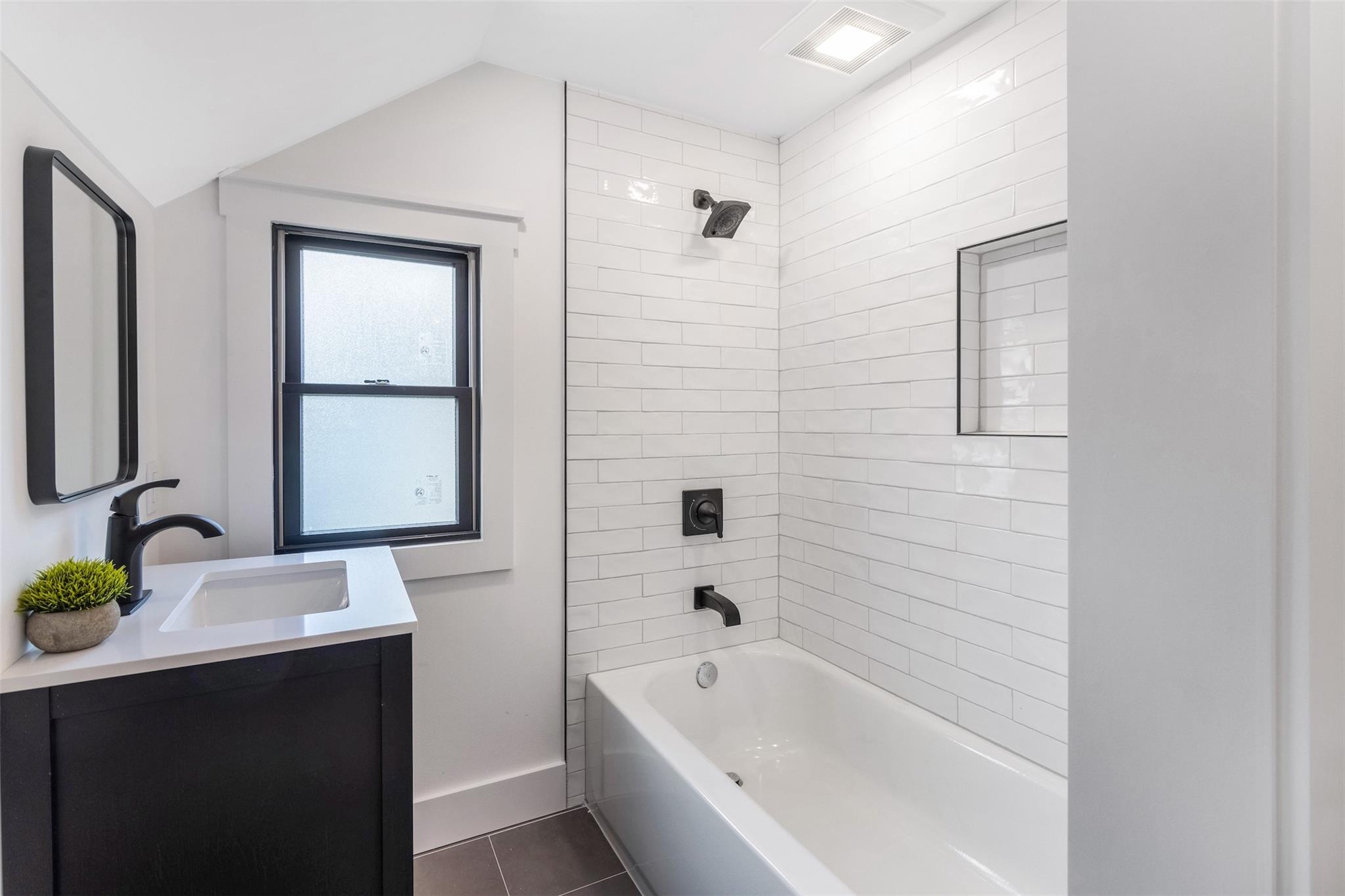 1475 Oaklawn Avenue, Southold, NY 11971