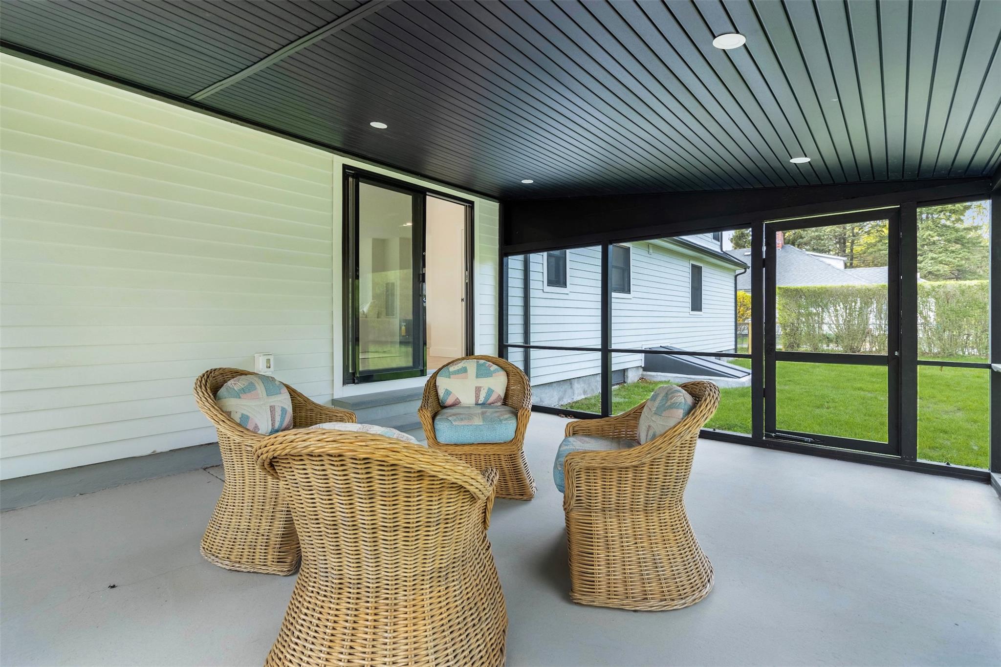 1475 Oaklawn Avenue, Southold, NY 11971