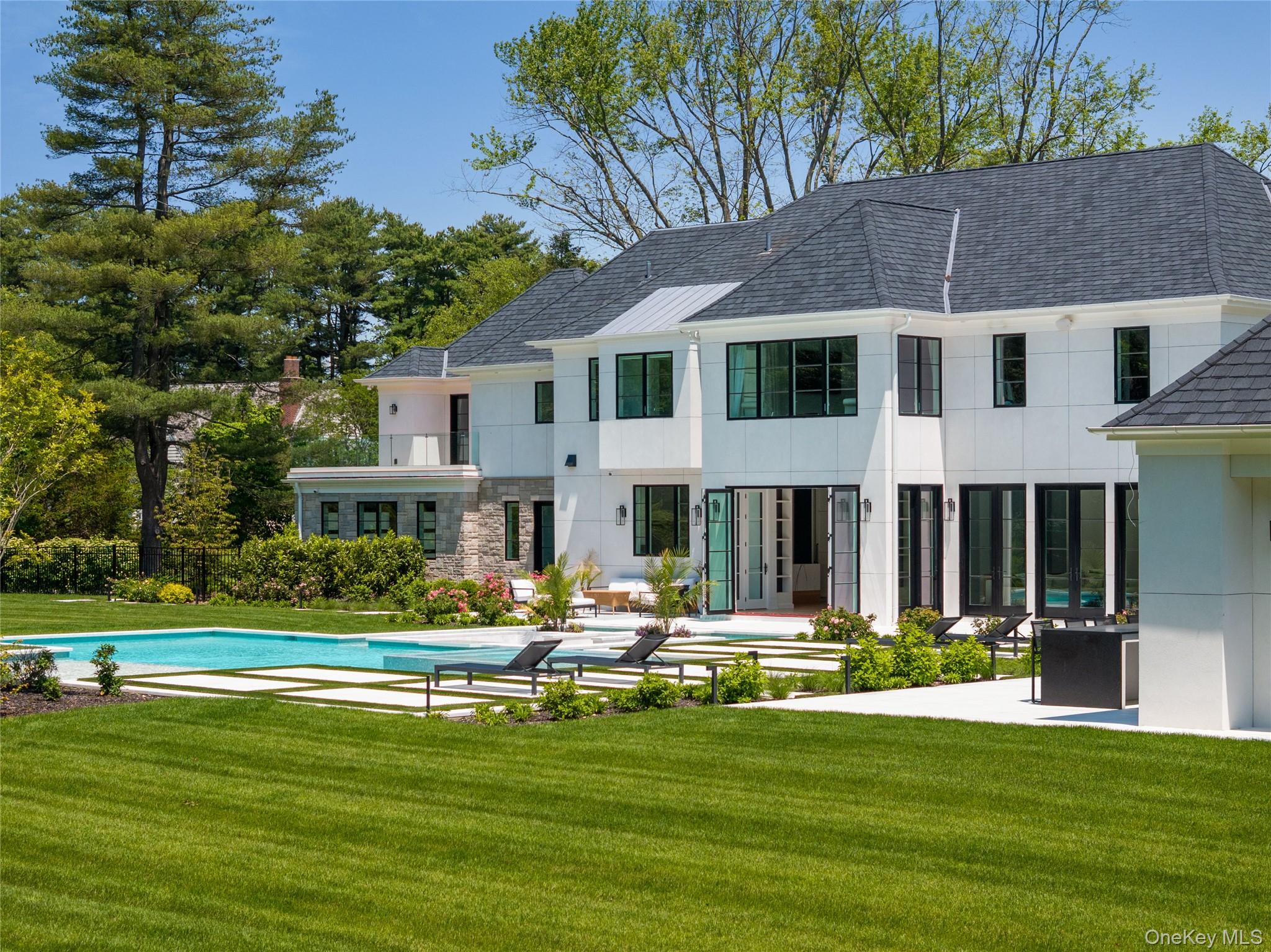 30 Evans Drive, Brookville, NY 11545