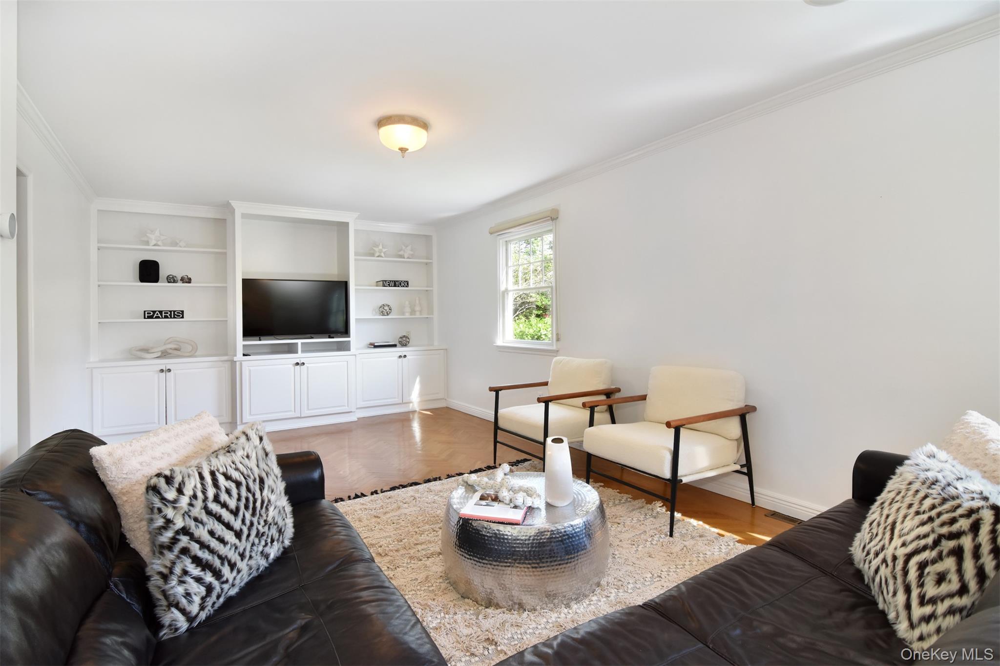 668 Francis Street, Pelham, NY 10803