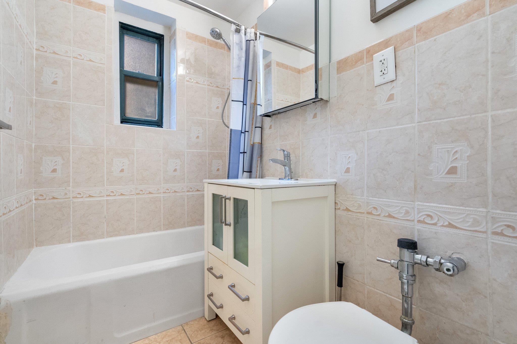 34-20 79th Street # 1i, Jackson Heights, NY 11372