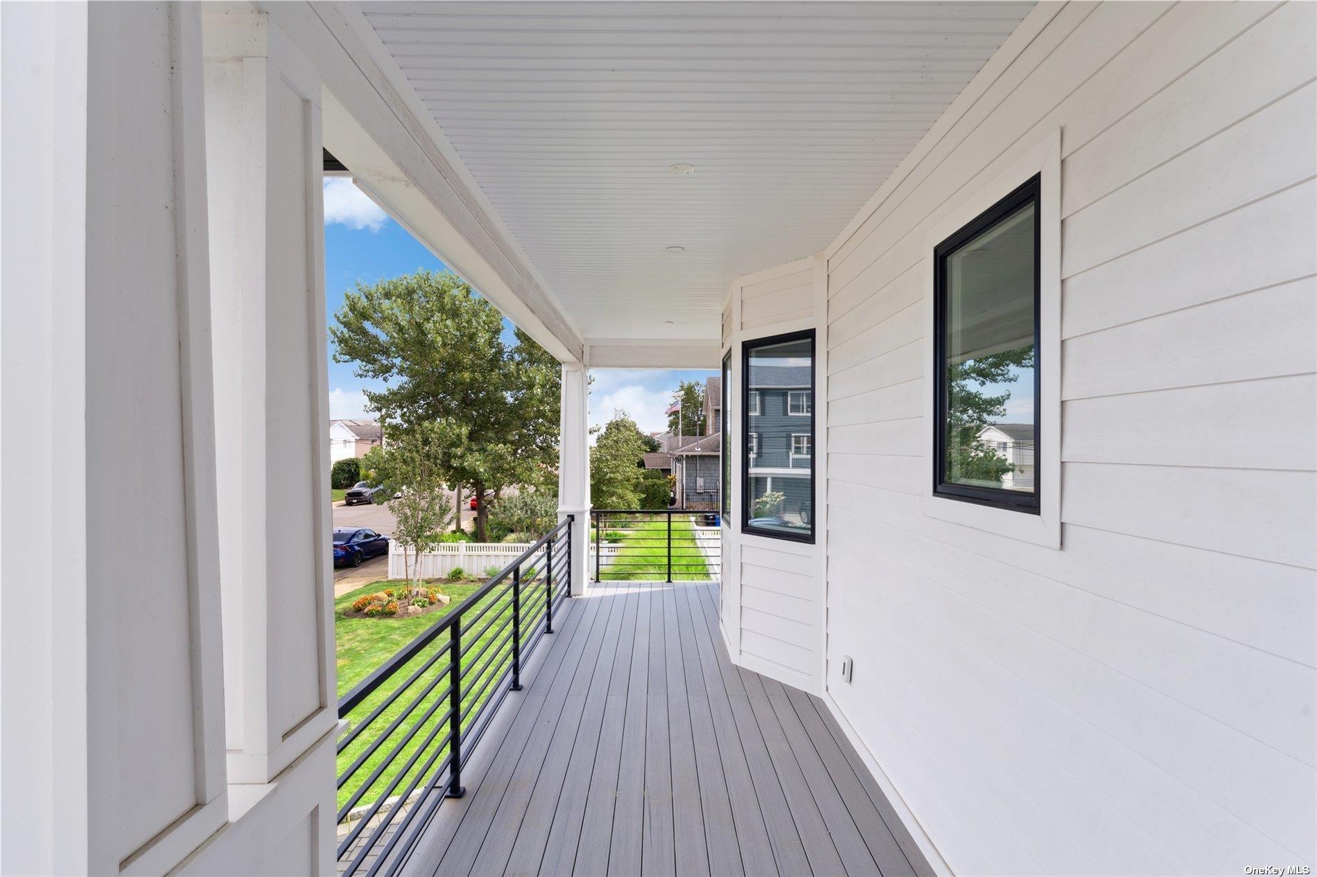 894 S Long Beach Avenue, Freeport, NY 11520