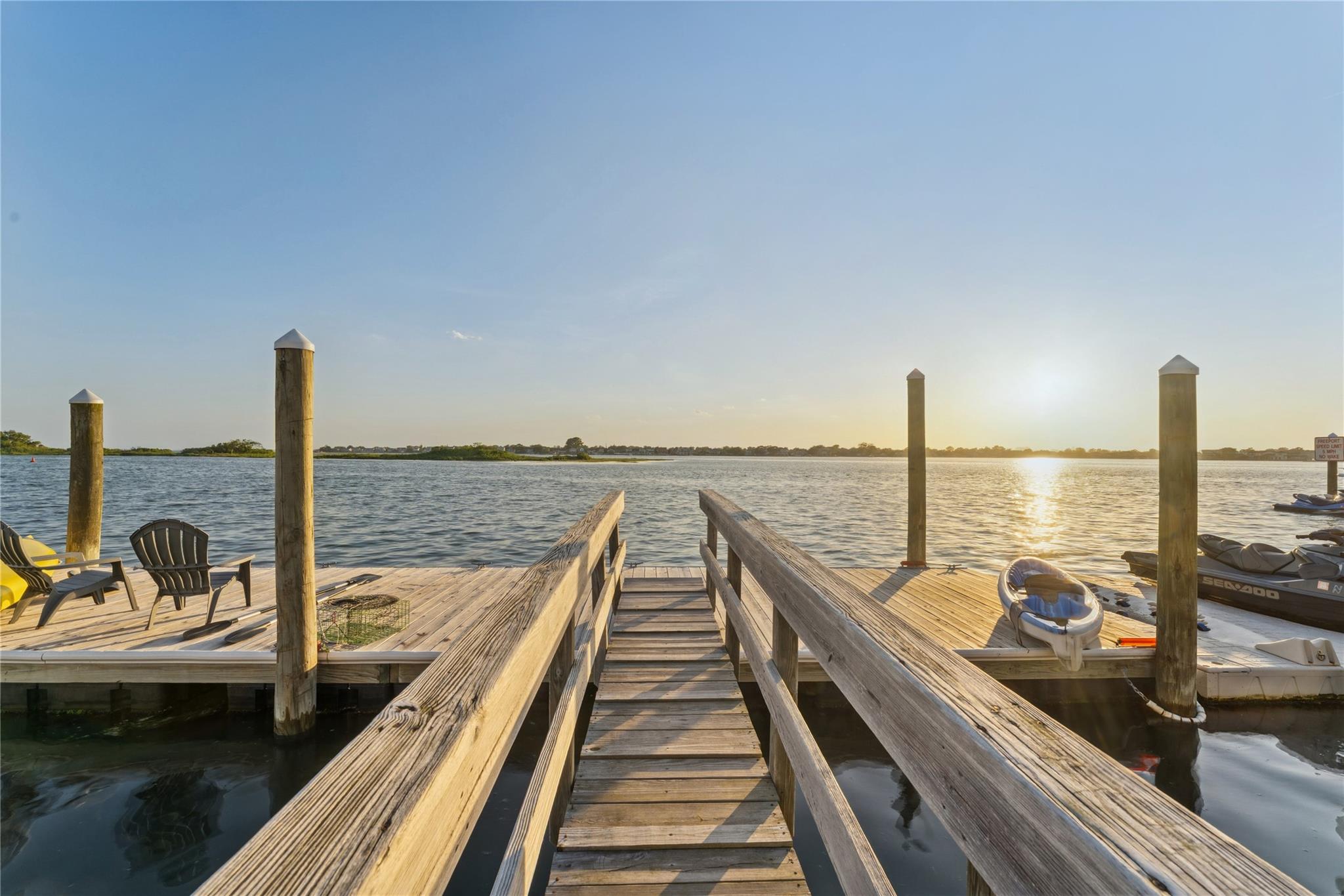 894 S Long Beach Avenue, Freeport, NY 11520