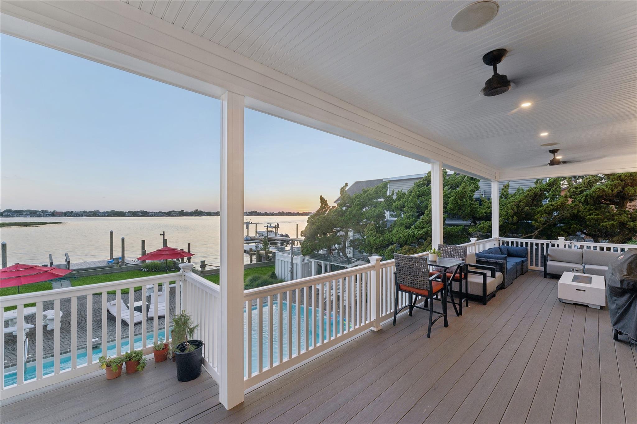 894 S Long Beach Avenue, Freeport, NY 11520