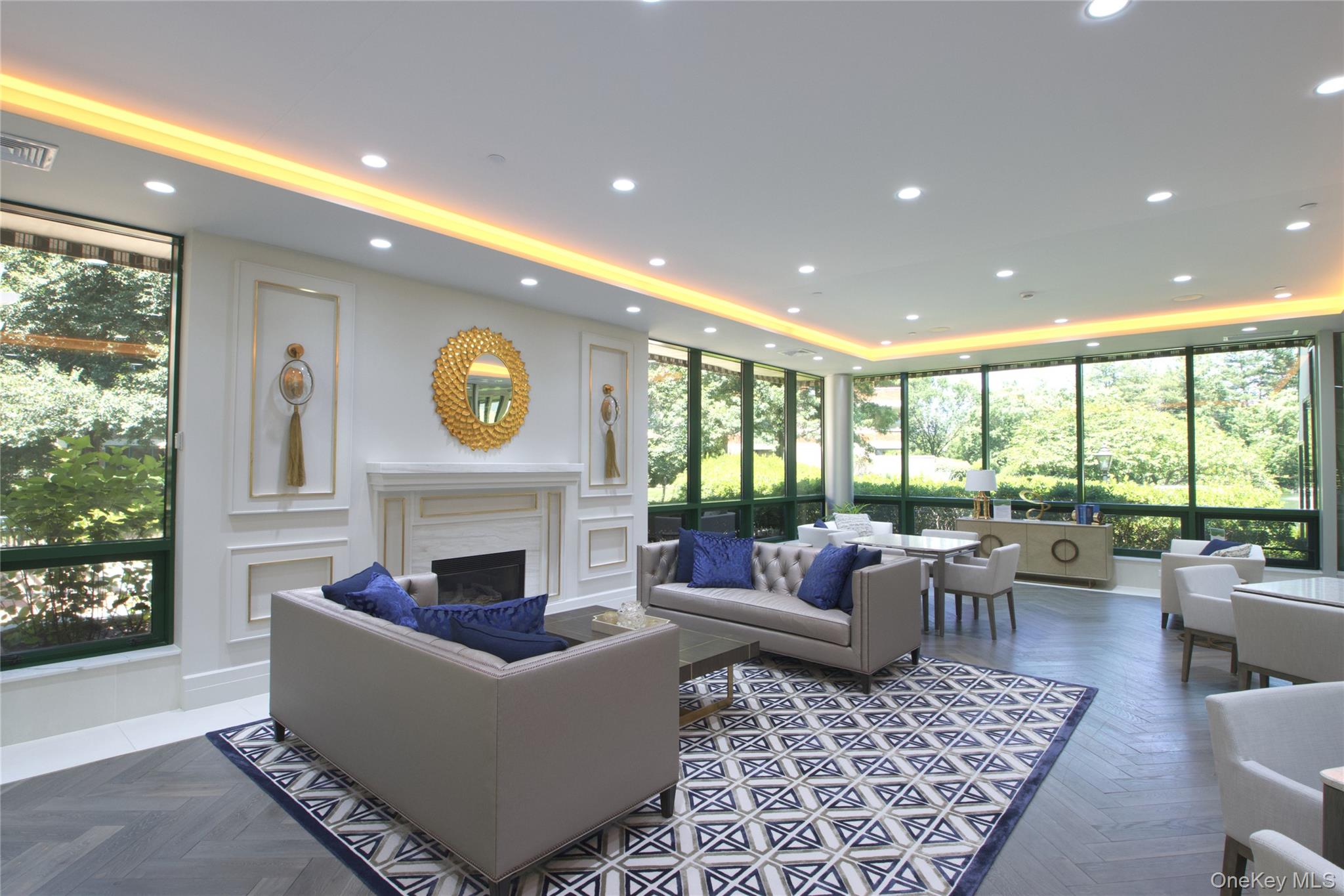 111 Cherry Valley Avenue # PH 6, Garden City, NY 11530