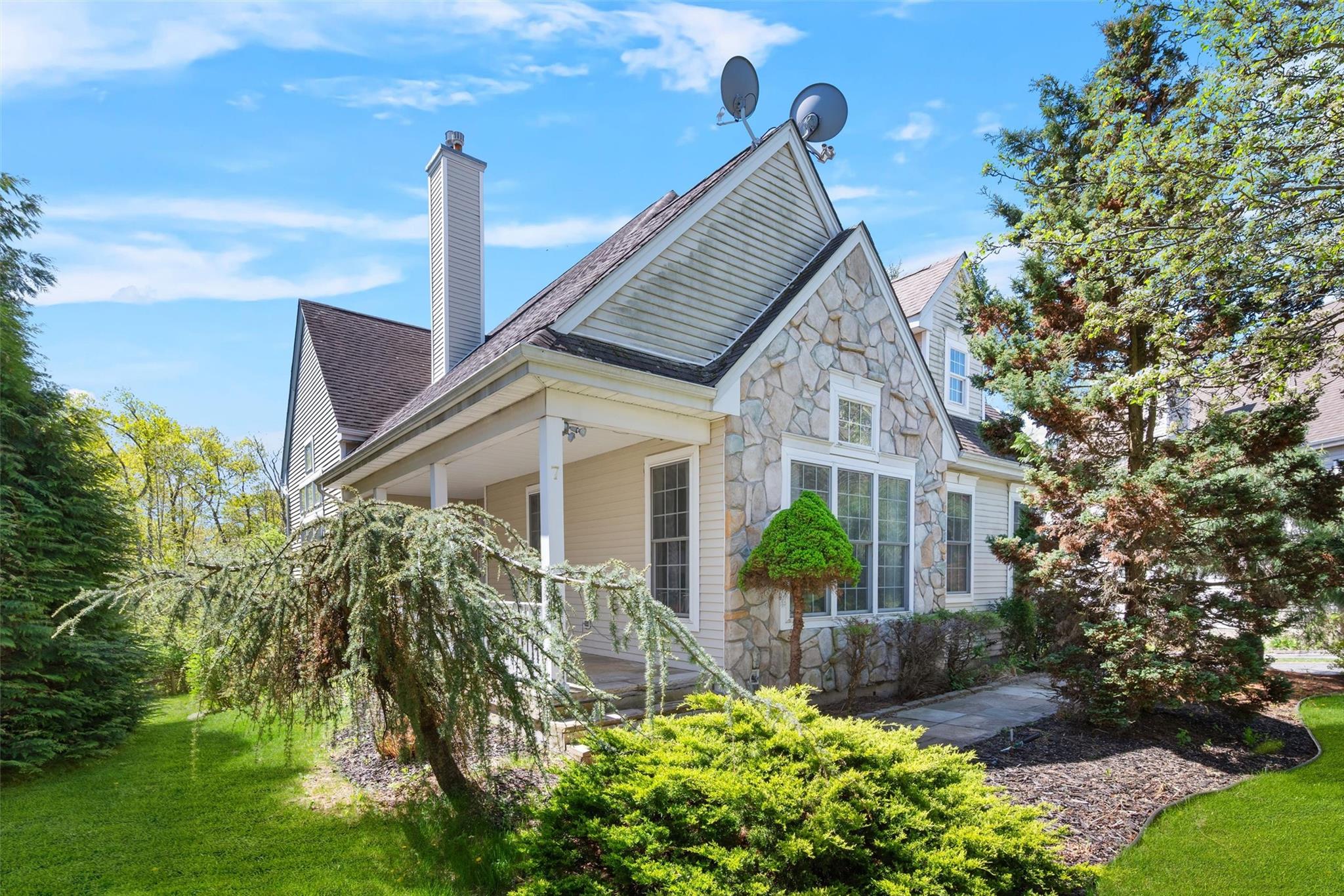 7 Paisley Court, Highland Mills, NY 10930