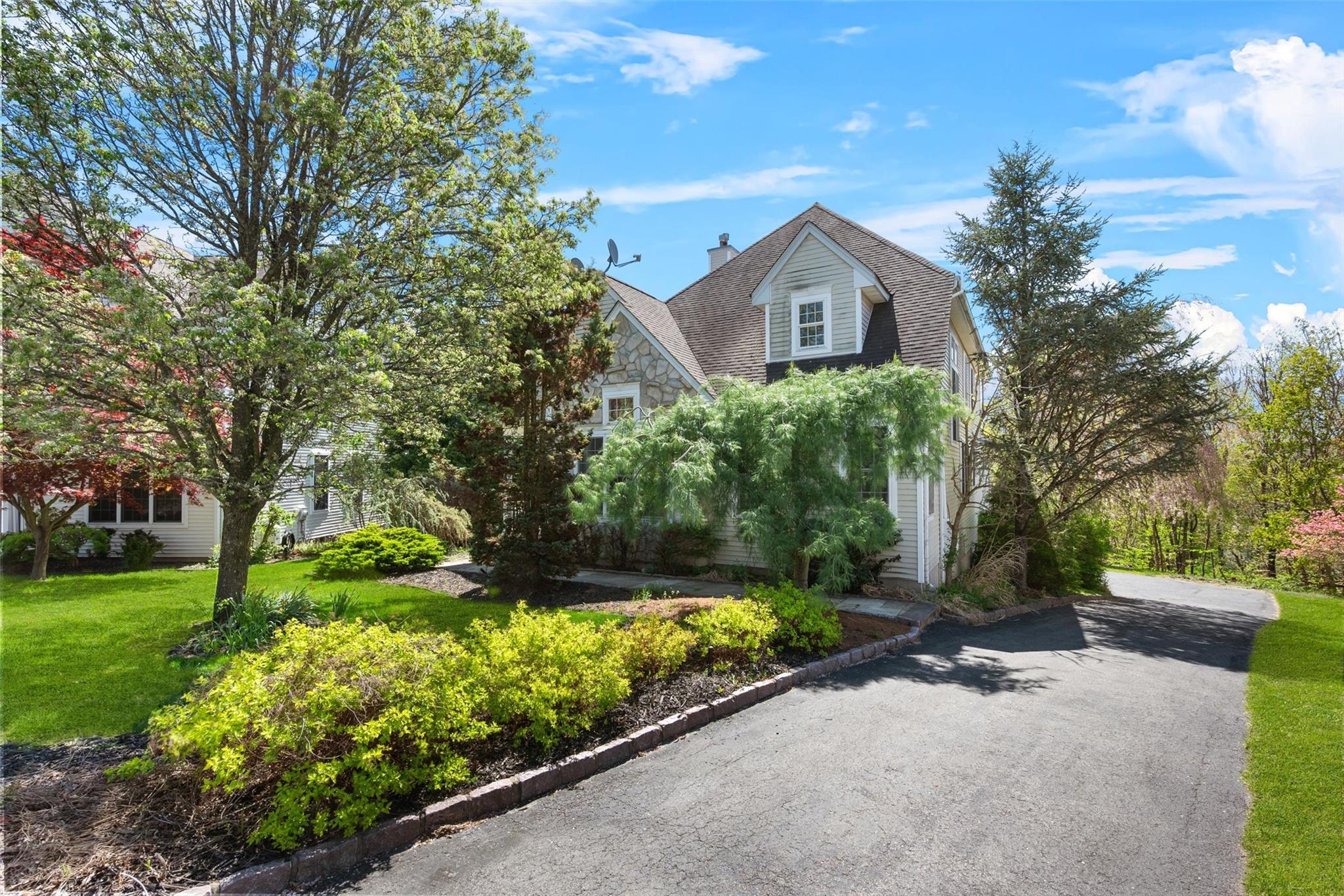 7 Paisley Court, Highland Mills, NY 10930