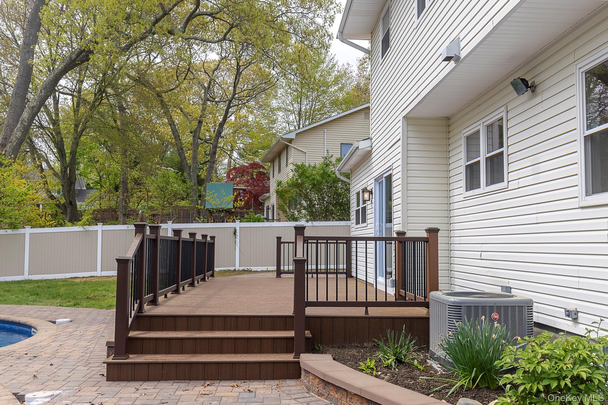 5 Caddy Place, Rocky Point, NY 11778