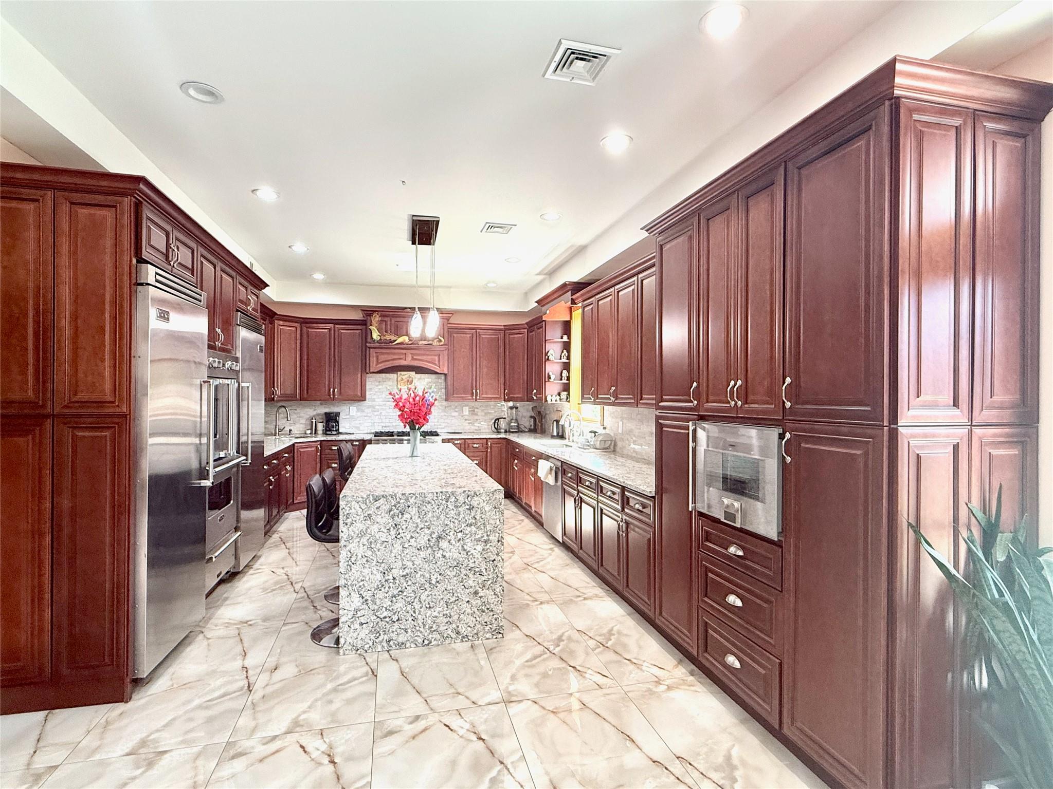 1601 Union Avenue, Hewlett, NY 11557