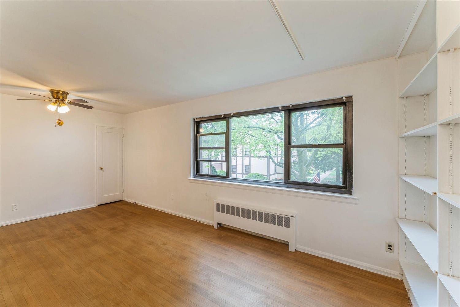 274 Cherry Valley Avenue # B-2, Garden City, NY 11530