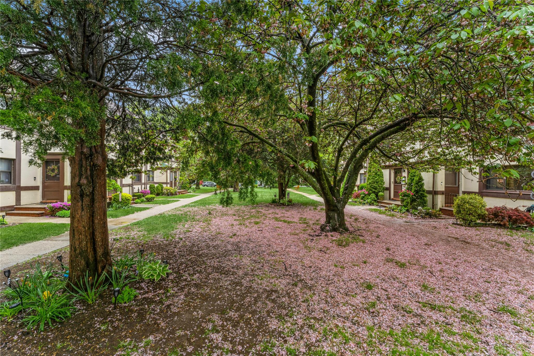 274 Cherry Valley Avenue # B-2, Garden City, NY 11530