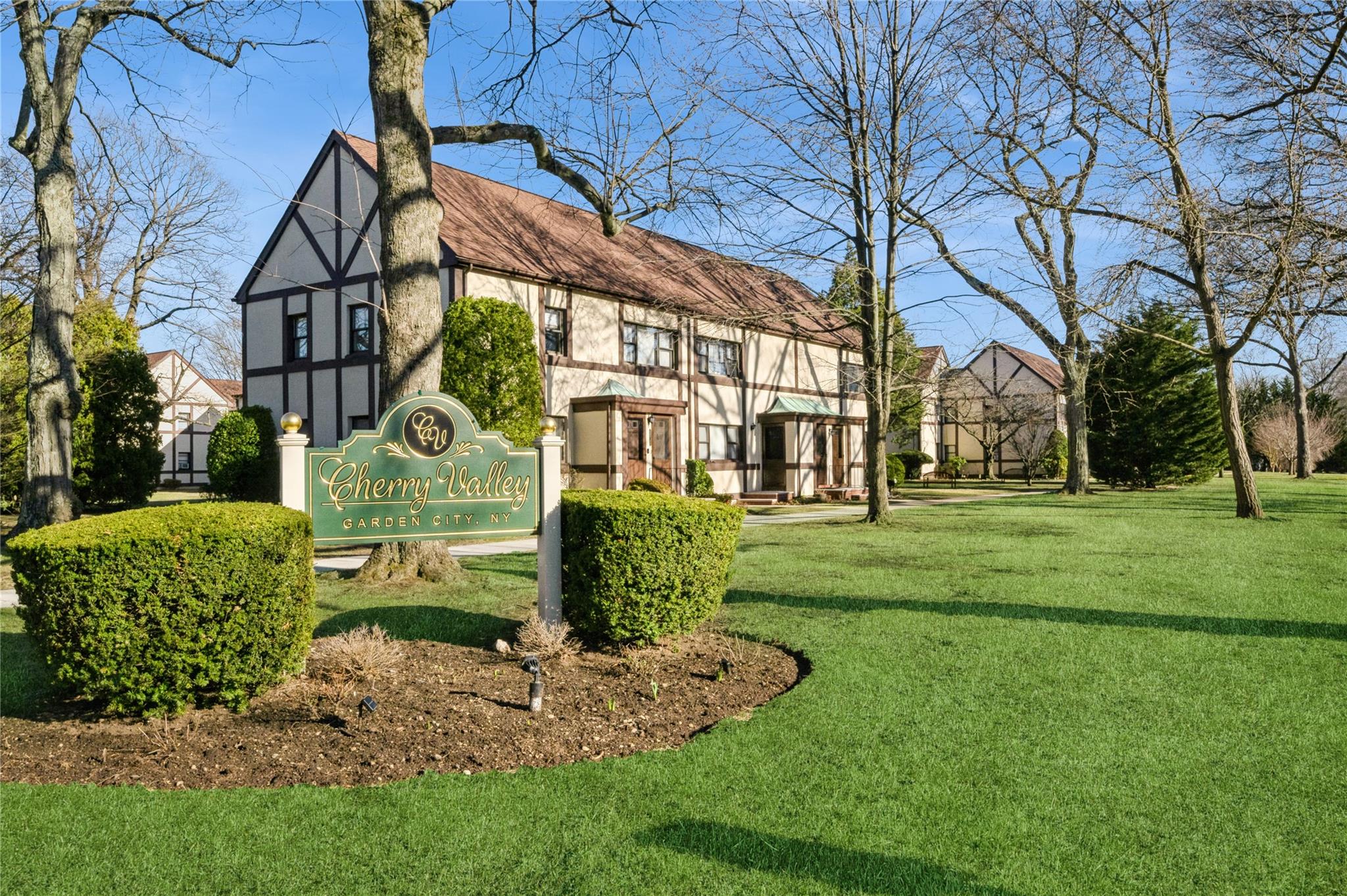 274 Cherry Valley Avenue # B-2, Garden City, NY 11530