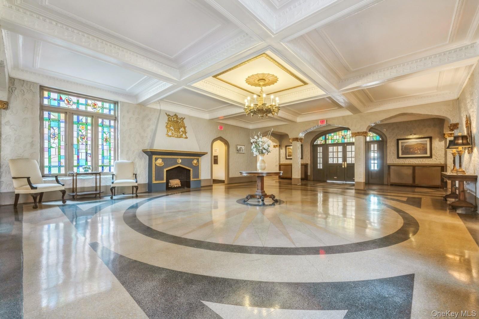 12 Hempstead Ave # 4D, Rockville Centre, NY 11570