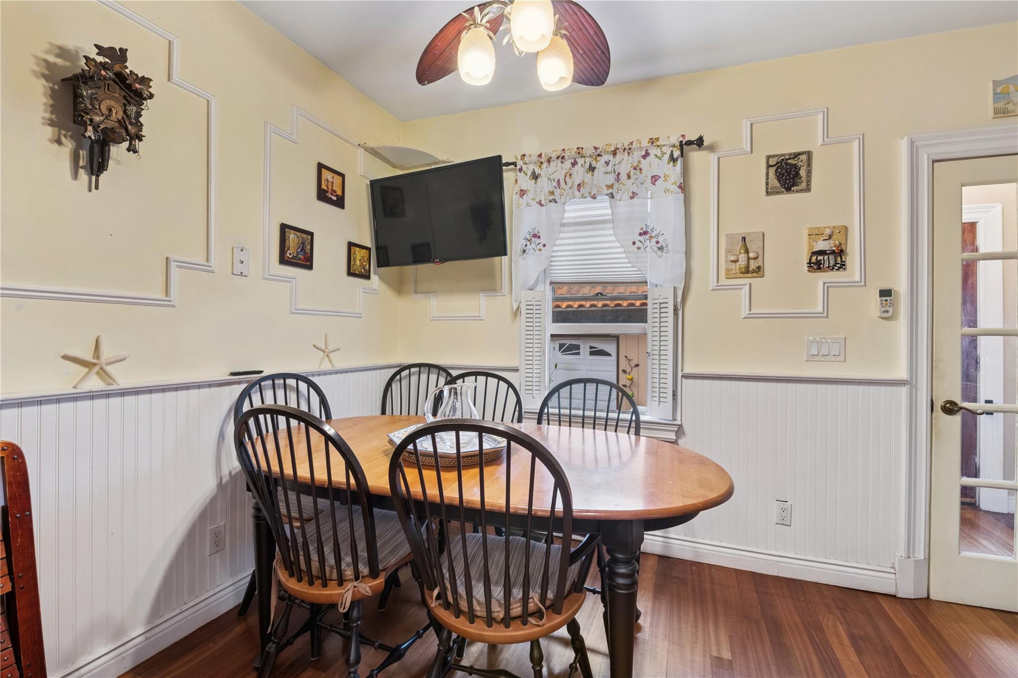 462 W Beech Street, Long Beach, NY 11561