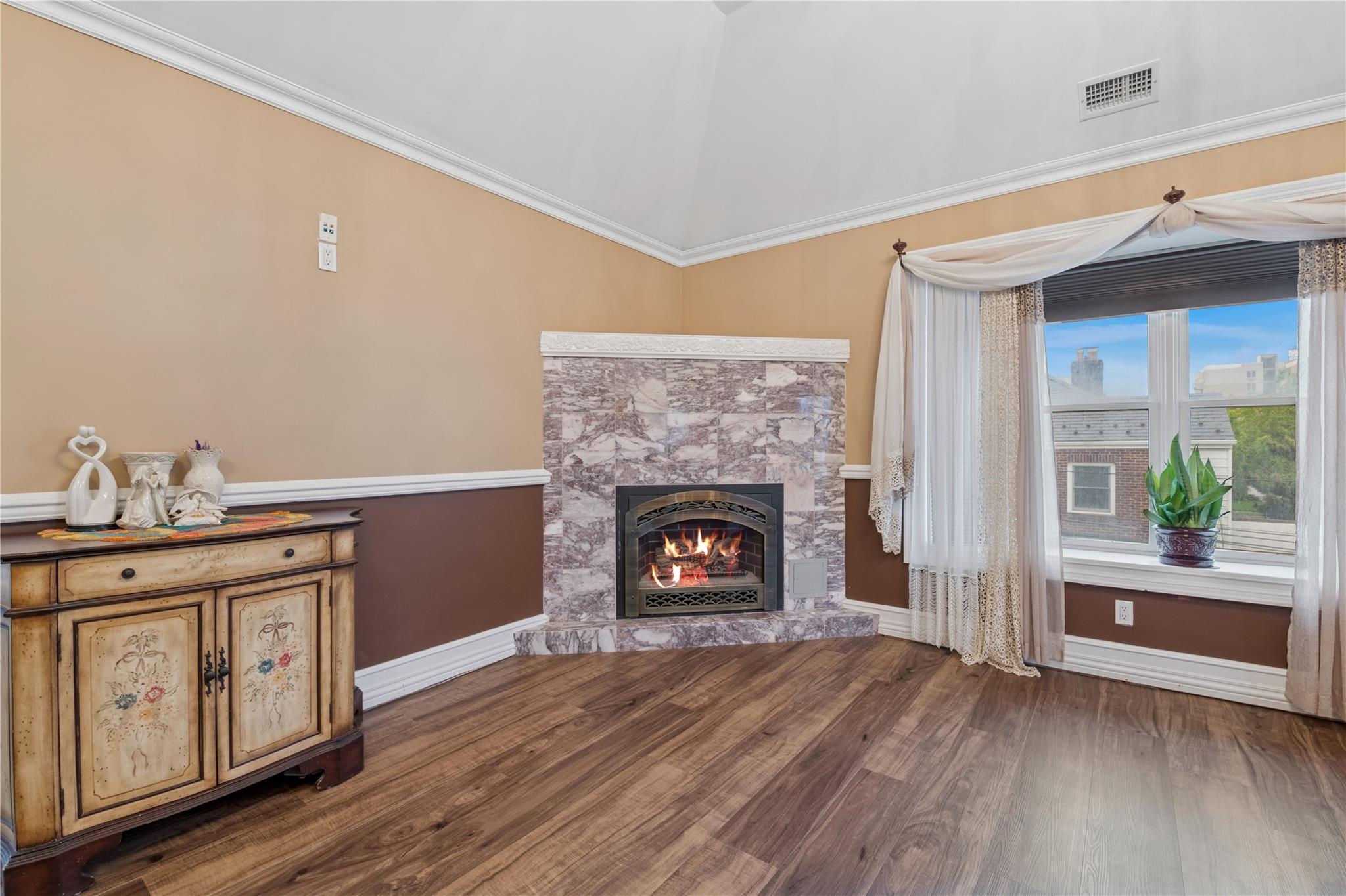 462 W Beech Street, Long Beach, NY 11561