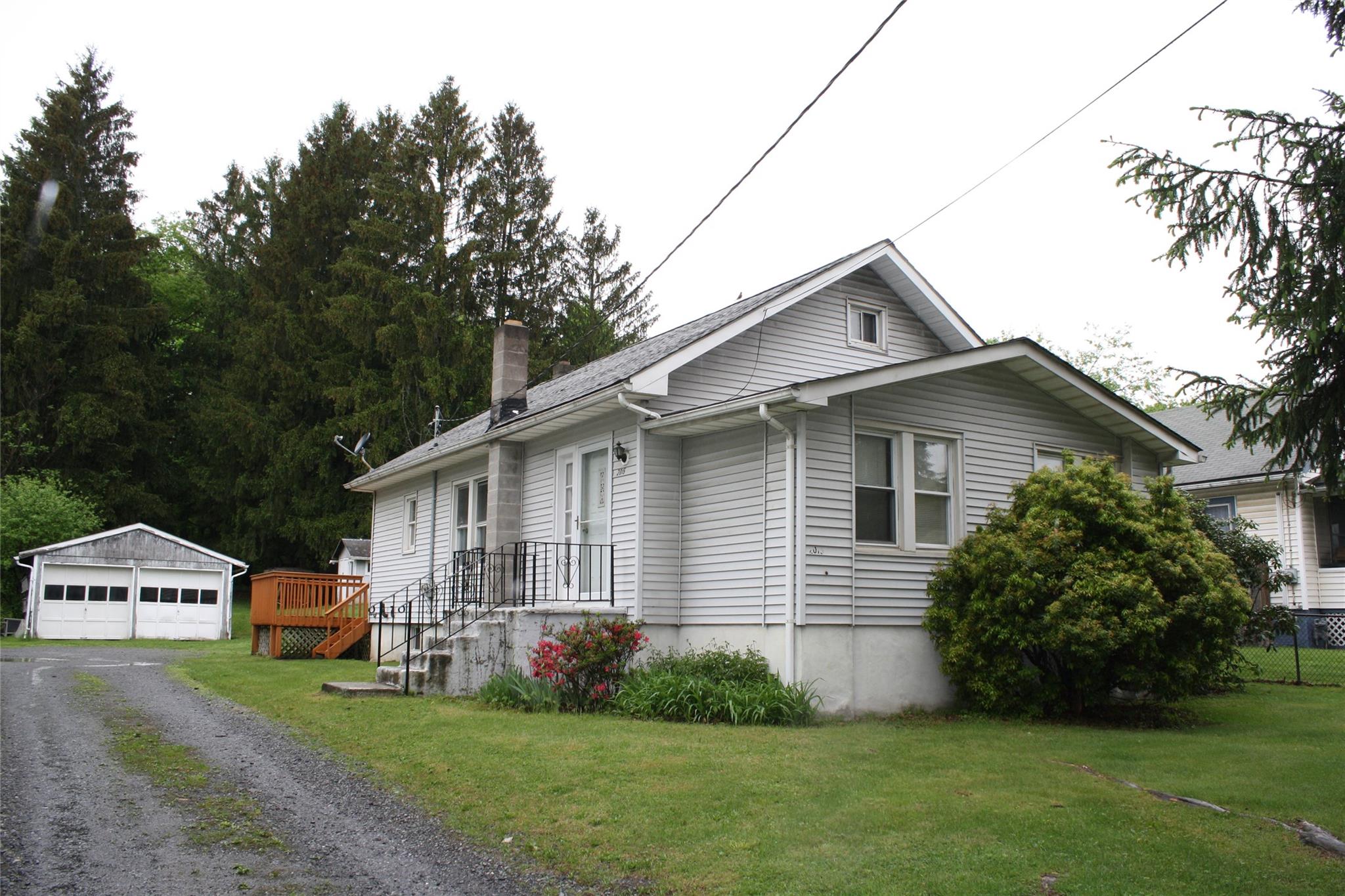 2015 State Route 208, Montgomery, NY 12549