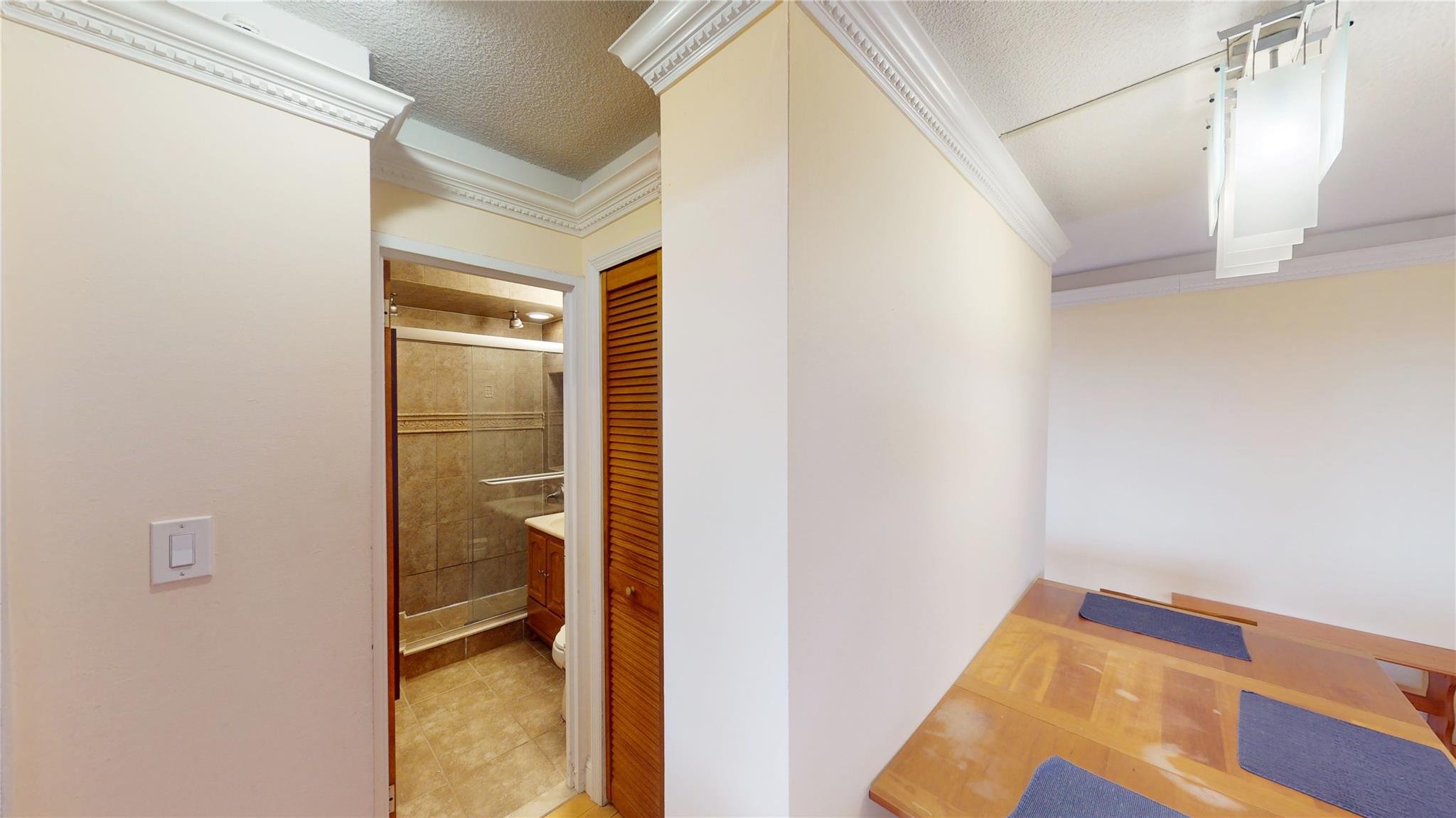 118-17 Union Turnpike # 10A, Forest Hills, NY 11375