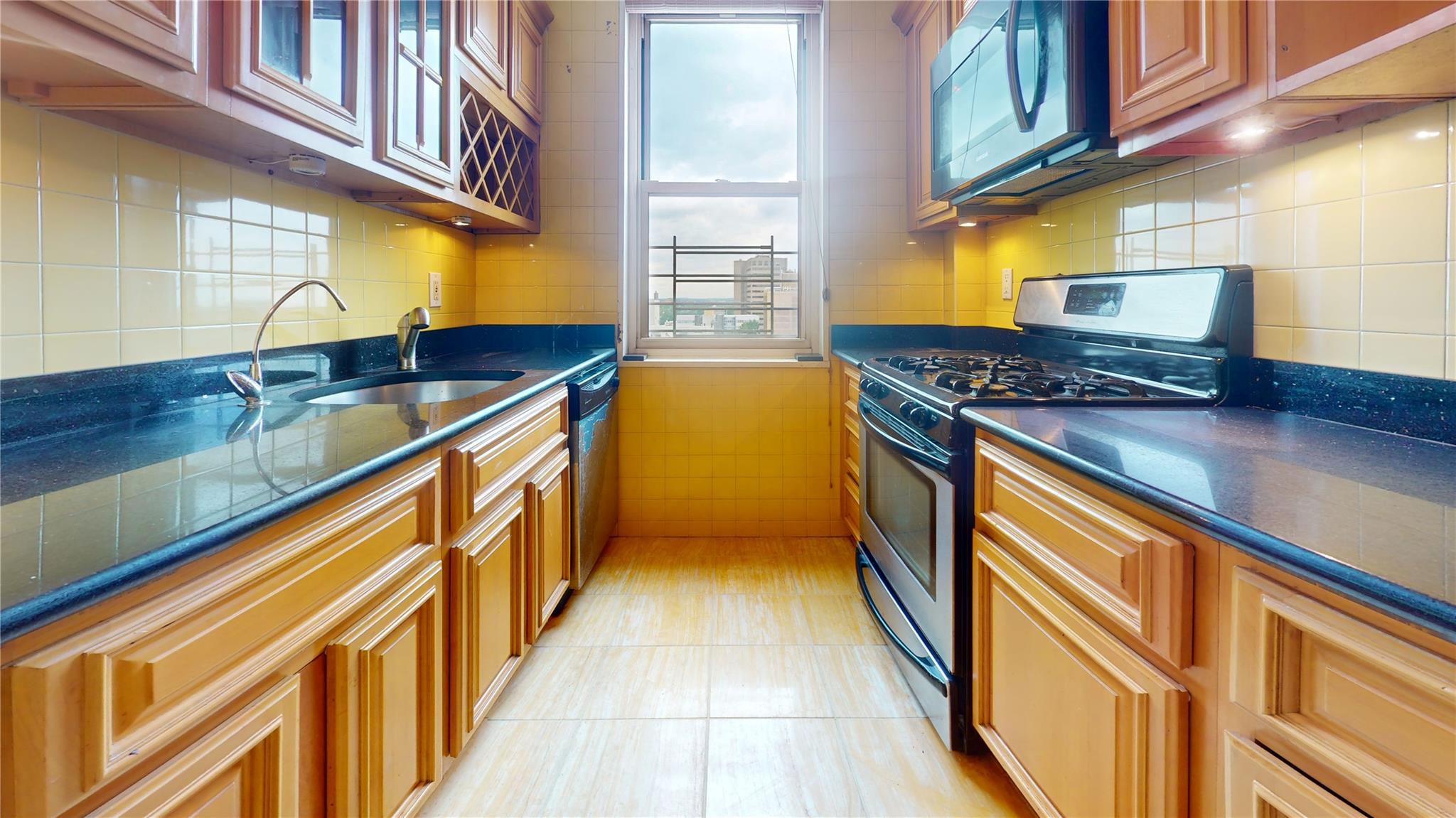 118-17 Union Turnpike # 10A, Forest Hills, NY 11375