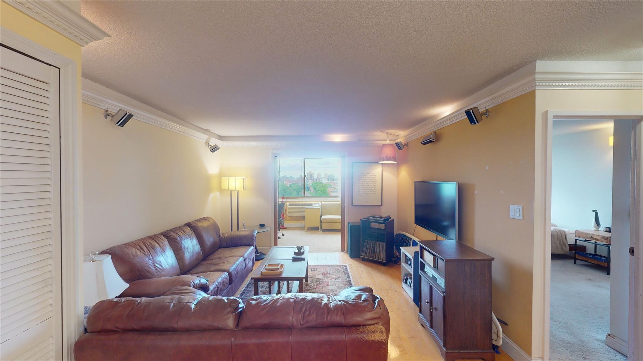 118-17 Union Turnpike # 10A, Forest Hills, NY 11375