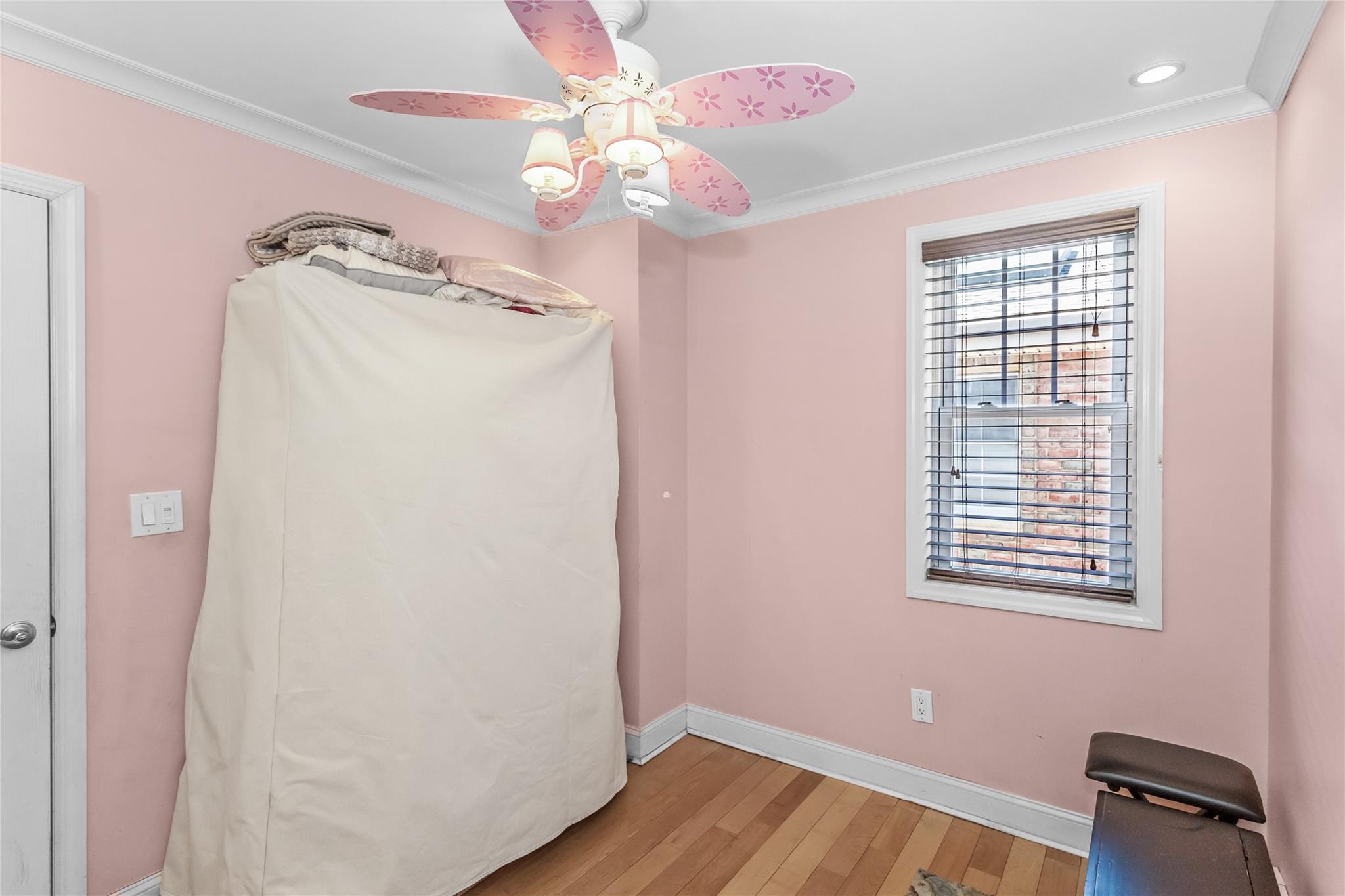 8919 205th Street, Hollis, NY 11423