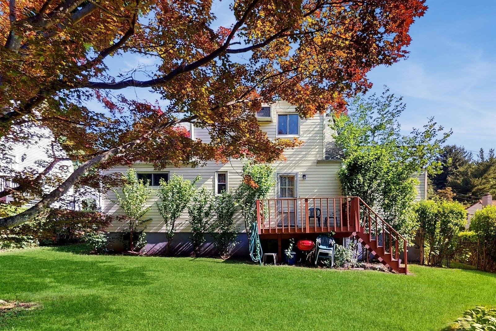 42 Juniper Hill Road, White Plains, NY 10607