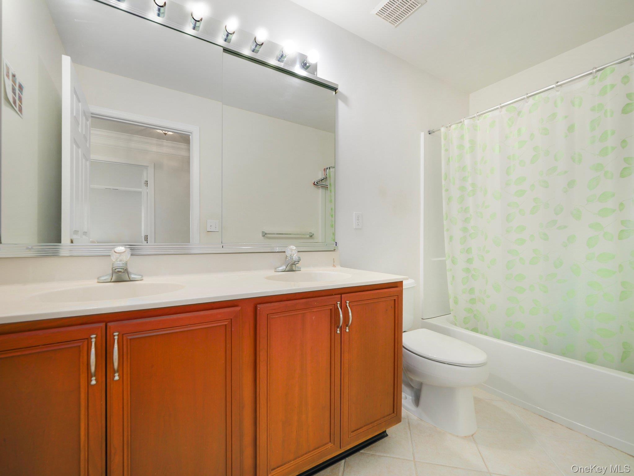 417 Vassar Place, Fishkill, NY 12524