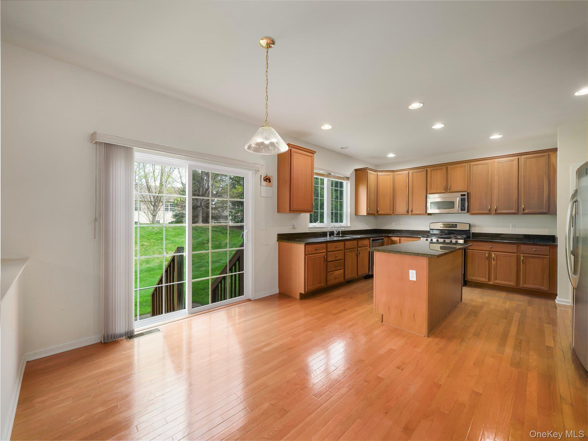 417 Vassar Place, Fishkill, NY 12524